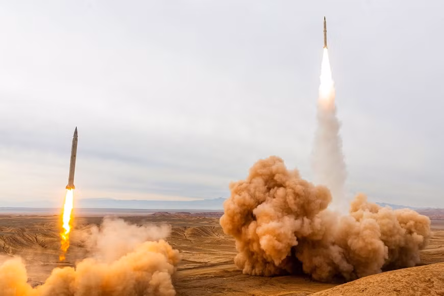 Tầm bắn của các tên lửa đạn đạo trên của Iran là từ 200-2.000 km, có thể bao phủ hoàn toàn lãnh thổ Israel. Đánh giá tình hình trước đó, khi lực lượng vũ trang Hamas sử dụng tên lửa đạn đạo Ayash-250 để tấn công trụ sở quân sự Israel và hệ thống chống tên lửa "David's Sling" của Israel đã đánh chặn nó không hiệu quả.