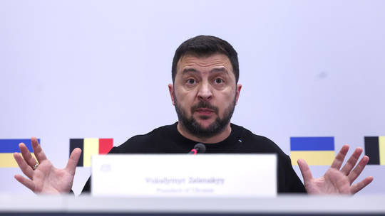 Mục đích của Moskva có thể là lợi dụng thời cơ xung đột Palestine-Israel để tăng cường tấn công giành lại lợi thế. Trong bối cảnh đó, Tổng thống Ukraine Zelensky không thể ngồi yên. Trong bài phát biểu tối 24/10, Tổng thống Zelensky tuyên bố: “Quân đội của chúng ta phải tiến lên mỗi ngày, dù là một km hay 500 mét, nhưng đều phải tiến”. 