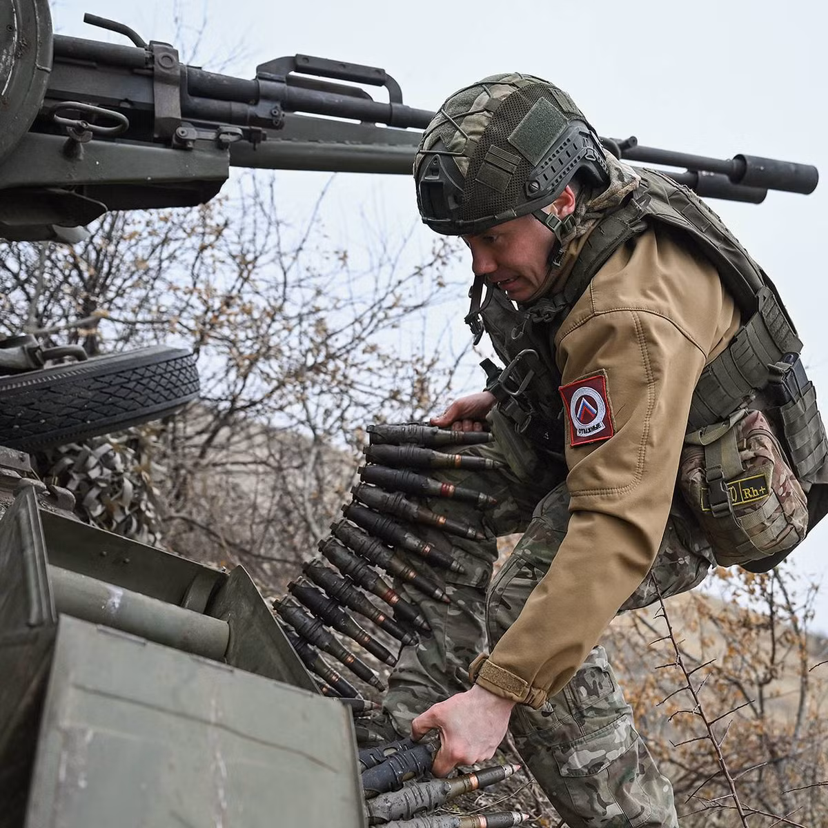 Vào ngày 10/12, cuộc chiến ở Ukraine đã bước sang ngày thứ 1.021; Quân đội Nga (RFAF) và Quân đội Ukraine (AFU) đang chiến đấu trên mặt trận dài hàng nghìn km. Chiến trường ác liệt nhất vẫn là chiến trường Donbass, trên hướng nam Donetsk.