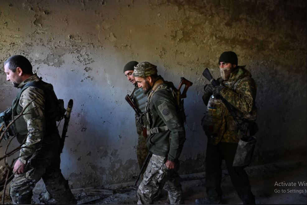 Viện Nghiên cứu Chiến tranh Mỹ (ISW) mô tả, trận chiến giành Avdievka đang diễn ra trên chiến trường Ukraine hiện nay, là cuộc giao tranh khốc liệt nhất, diễn ra xung quanh các tòa nhà và các khu vực phòng ngự kiên cố; vì việc kiểm soát chúng có tầm quan trọng chiến lược đối với cả hai bên.