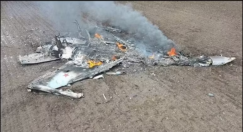 Lực lượng Không quân Ukraine cũng đã trích dẫn lại đoạn video của Bộ Quốc phòng Ukraine, tuyên bố rằng họ đã bắn hạ tới 150 máy bay chiến đấu các loại của Nga, tương đương với số máy bay của không quân Ba Lan, Kazakhstan, Anh và Belarus cộng lại?