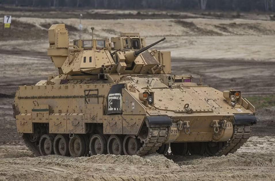 Và một tài liệu có thể gọi là bí mật quân sự như vậy, hiện đã được Nga phát hiện. Nếu Quân đội Nga thực hiện bất kỳ hành động trả đũa nào sau đó, căn cứ Irwin sẽ là nơi bị tấn công đầu tiên, điều này đã khiến Quân đội Mỹ “thót tim”. 