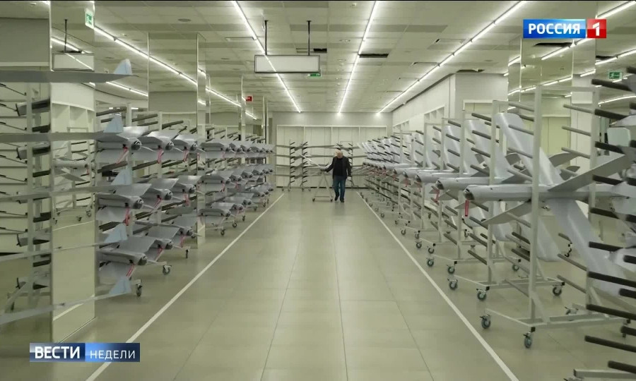 Nhìn vào hiện tại, các chiến dịch quy mô lớn thực sự giữa Nga và Ukraine về cơ bản đã kết thúc. Trong tương lai, hầu hết các trận chiến sẽ chỉ là các trận đánh nhỏ cấp tiểu đoàn và đại đội. Nhưng việc sản xuất UAV Lancet của Nga tiếp tục tăng vọt. 