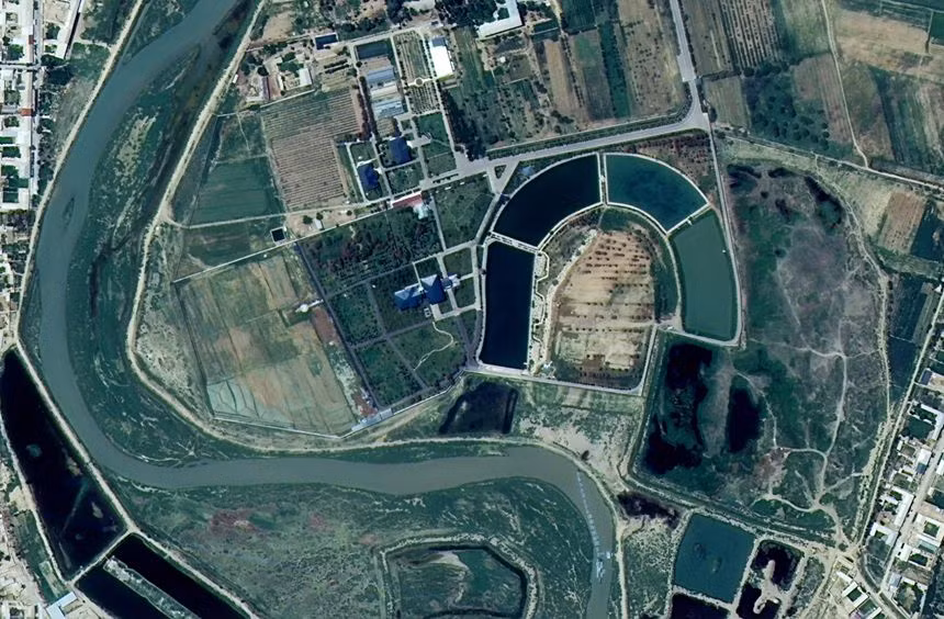 Một trong những tính năng chính của Hệ thống vệ tinh Cát Lâm-1 là được thiết kế để cung cấp thông tin cập nhật thường xuyên về cùng một khu vực địa lý. Điều này rất quan trọng đối với các ứng dụng yêu cầu giám sát gần như thời gian thực, chẳng hạn như quản lý thảm họa và phát triển đô thị năng động.