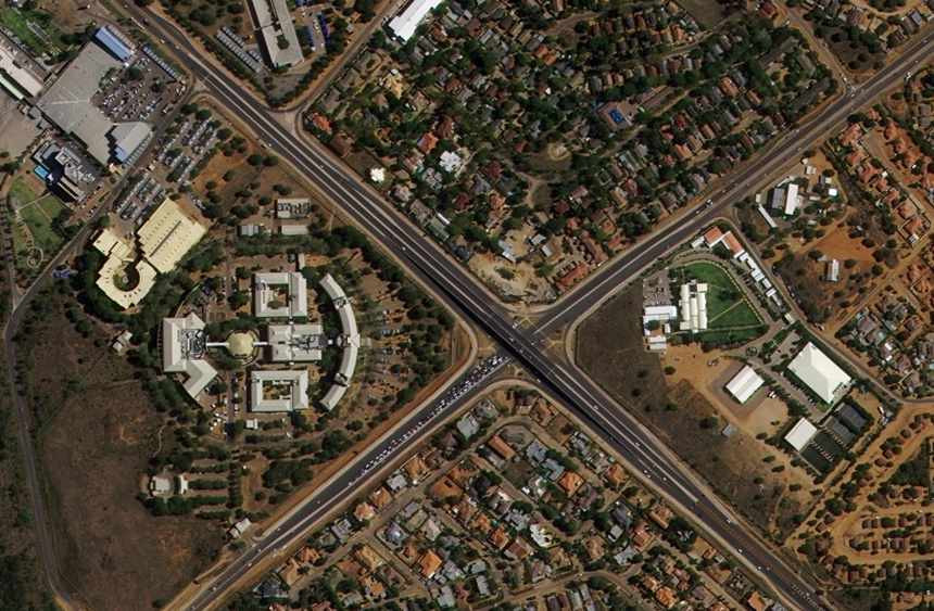 Mục đích chính của Hệ thống vệ tinh Cát Lâm-1 là cung cấp hình ảnh và video có độ phân giải cao cho nhiều ứng dụng, bao gồm giám sát môi trường, quy hoạch đô thị, nông nghiệp, lâm nghiệp, quản lý tài nguyên và ứng phó thiên tai. Hệ thống này nhằm mục đích cung cấp dữ liệu kịp thời và chính xác để hỗ trợ cả nhu cầu của chính phủ và thương mại.