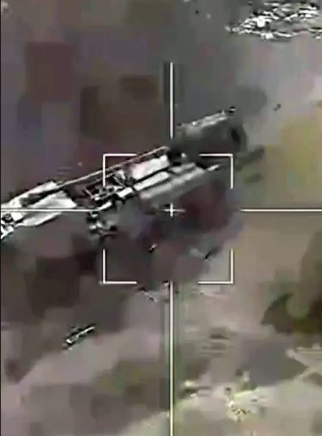 Trong khi báo chí Ba Lan đang ra sức bác bỏ việc chiếc xe tăng M1A1 SA Abrams đầu tiên của Mỹ viện trợ cho Ukraine bị phá hủy ở khu vực làng Berdychi gần Avdiivka, cho rằng nó chỉ bị hư hại nhẹ, thì các phóng viên chiến trường Nga lại đưa tin về việc khẩu pháo tự hành 155 mm 2S22 Bogdana duy nhất của Ukraine bị phá hủy.