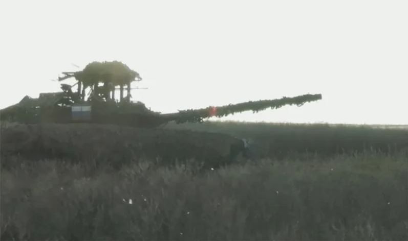 Việc Quân đội Nga giành quyền kiểm soát Khromovo là một sự kiện cực kỳ quan trọng, vì lần đầu tiên tại Bakhmut, quân Nga đã tiến ra ngoài chiến tuyến, khi có thời điểm, tưởng như quân Ukraine phản công tái tràn ngập Bakhmut.