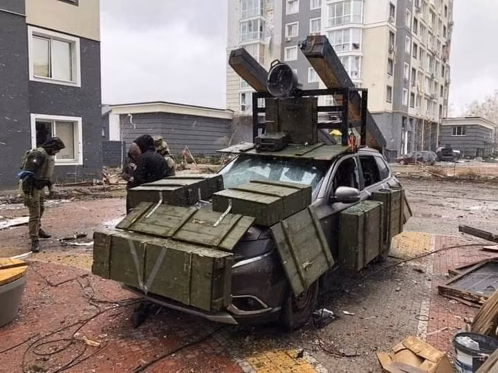 Kể từ khi xung đột Nga-Ukraine bùng nổ và tháng 2 năm nay, Quân đội Ukraine đã và đang sử dụng nhiều mục tiêu giả để tiêu thụ "vũ khí chính xác cao" và đồng thời làm nhiễu loạn các hệ thống trinh sát của Quân đội Nga.