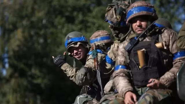 Ngay từ thời gian đầu của cuộc phản công, quân đội Ukraine đã tiến hành pháo hỏa chuẩn bị, sau đó các lực lượng tiến theo đội hình hàng dọc trên một địa hình hẹp từ hướng Novogrykhorivka và một mũi khác lại phát triển đến Dudchan. 