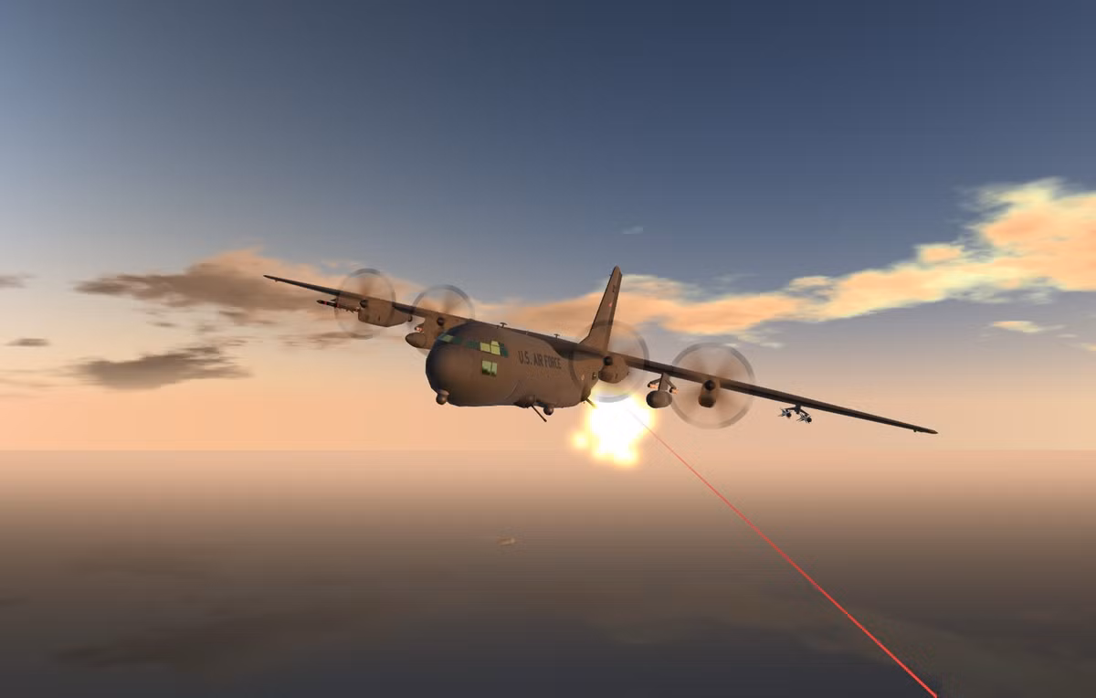 Còn khi chiếm được ưu thế tuyệt đối trên không, thì pháo hạm AC-130 sẽ giống như một món đồ chơi lớn đắt tiền, mà chỉ có Quân đội Mỹ mới có đủ khả năng để duy trì. Theo các chuyên gia quân sự, pháo hạm AC-130 ngoài việc phô trương hỏa lực và lợi thế của Mỹ, nó cũng không có gì quá đặc biệt, vì nhiều loại vũ khí khác cũng có khả năng cung cấp hỏa lực tương đương, nhưng có giá rẻ hơn rất nhiều.