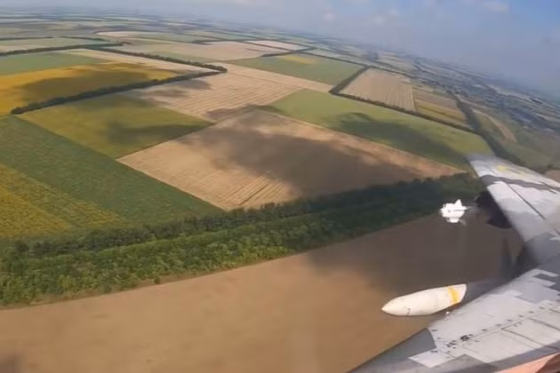 Ngày 30/8, Không quân Ukraine đã công bố video một máy bay chiến đấu MiG-29 của nước này, trên tài khoản Facebook chính thức của Không quân Ukraine, khi đang thực hiện nhiệm vụ chiến đấu và cho biết, đoạn video được quay và chỉnh sửa bởi một phi công Ukraine, mục đích là để tưởng nhớ một phi công đã thiệt mạng hồi tháng 3.