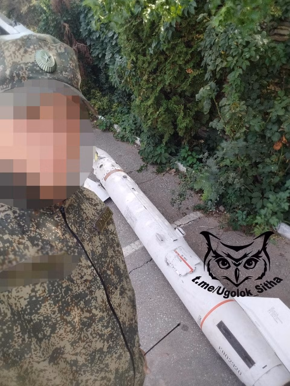 Việc cải tiến này đã mở rộng đáng kể khả năng tìm kiếm mục tiêu của tên lửa bức xạ của Ukraine; trong khi việc thiết lập tọa độ cho các cuộc tấn công có thể được thực hiện rất nhanh chóng, điều này không được cung cấp trong phiên bản AGM-88A trước đó.