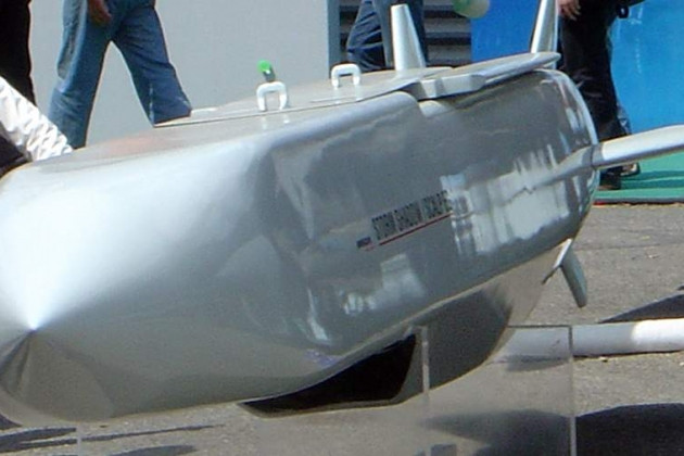 Đoạn phim về chiếc máy bay Su-24M bị bắn hạ đã xuất hiện trên mạng internet. Chiếc Su-24M của Ukraine vừa bị bắn hạ là “những chiếc duy nhất” của Ukraine, có khả năng mang tên lửa hành trình tầm xa phóng từ trên không SCALP-EG/Storm Shadow do Pháp và Anh sản xuất.