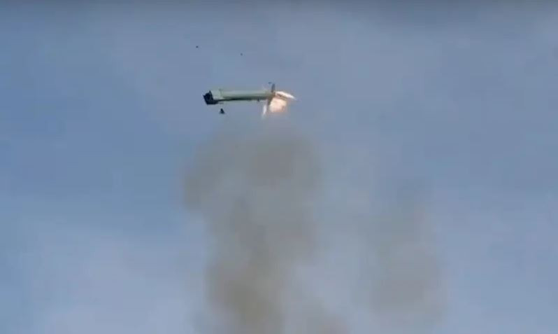 Đầu đạn của tên lửa AGM-88B Block 3 là loại đạn nổ phân mảnh nặng 66 kg, được kích nổ bằng ngòi nổ laser, nên không cần tên lửa tiếp xúc trực tiếp vào mục tiêu. Không quân Ukraine phóng tên lửa AGM-88B Block 3 từ máy bay MiG-29.