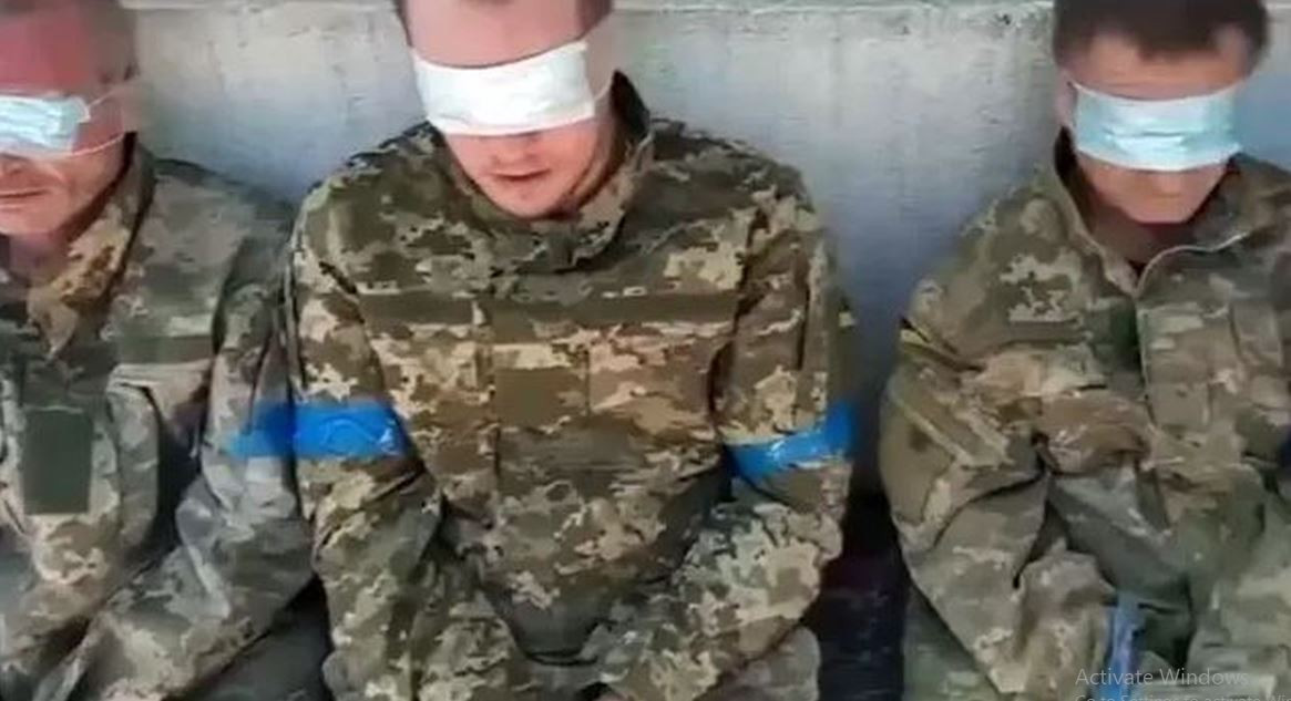 Rõ ràng, Quân đội Ukraine không thể tiếp tục giành được nhiều kết quả hơn nữa, bởi Nga đã phản ứng và điều chỉnh lại hệ thống phòng thủ ở Kursk và bắt đầu phản công cục bộ. Nói cách khác, Ukraine một lần nữa đặt mình vào tình thế nguy hiểm, dù họ đang phải đối mặt với những khó khăn lớn. (Nguồn ảnh: Topwar, RVvoenkory, Ukrinform, CNN).