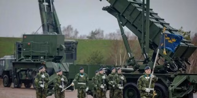 Mỹ thực sự đang có kế hoạch cung cấp cho quân đội Ukraine, hệ thống tên lửa phòng phòng không Patriot, để Ukraine có thể lấy lại ưu thế trên không trước các đòn đánh phá ngày càng ác liệt của Không quân Nga.