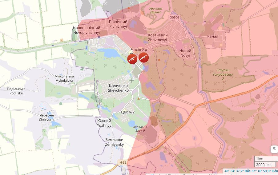 Những tin đồn có thể không có cơ sở để tin, nhưng một blogger quân sự, có quan hệ với những người lính thuộc Sư đoàn Dù số 98 của quân đội Nga (RFAF), những người đang chiến đấu với quân Ukraine tại Chasiv Yar, đã có những thông tin được cho là đáng tin cậy, khi RFAF đã làm chủ hoàn toàn khu vực trung tâm thành phố, bao gồm sân vận động Avangard và Trường học số 15.