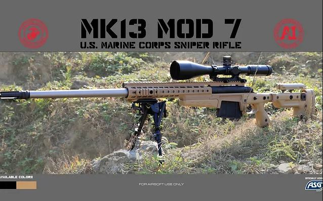 Một trong những tính năng chính của Mk13 là hệ thống ngắm quang học tiên tiến, có thể bao gồm khả năng quan sát ban đêm và quan sát hồng ngoại. Súng Mk 13 cũng có chân đế để ổn định và bộ giảm âm để giảm tiếng ồn và chớp lửa đầu nòng, giúp nó hiệu quả hơn trong các hoạt động bí mật. Tầm bắn hiệu quả của Mk13 thường vào khoảng 1.100 m, mặc dù người dùng có kinh nghiệm có thể tiêu diệt mục tiêu ở cự ly xa hơn. (Nguồn ảnh: CNN, Forbes, Wikipedia).