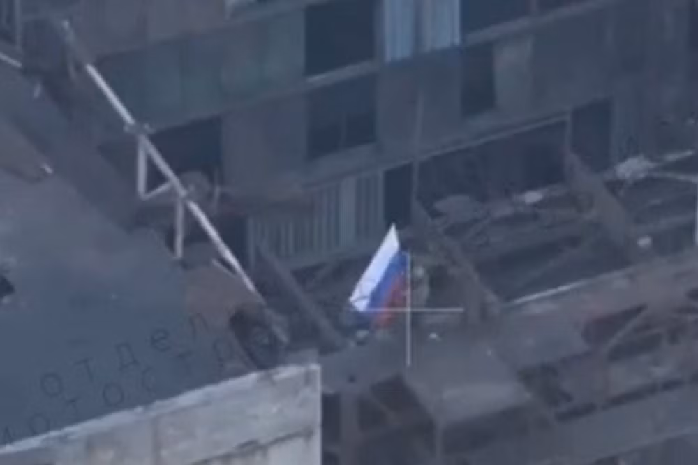 Các đơn vị xung kích Nga không áp dụng phương pháp tấn công trực diện truyền thống, mà chọn phương pháp xâm nhập phân tán. Các mũi đột kích chỉ mang theo vũ khí hạng nhẹ, có tính cơ động cao và có thể nhanh chóng chiếm giữ các vị trí then chốt; trong quá trình chiến đấu, được hỏa lực cấp trên trực tiếp chi viện.