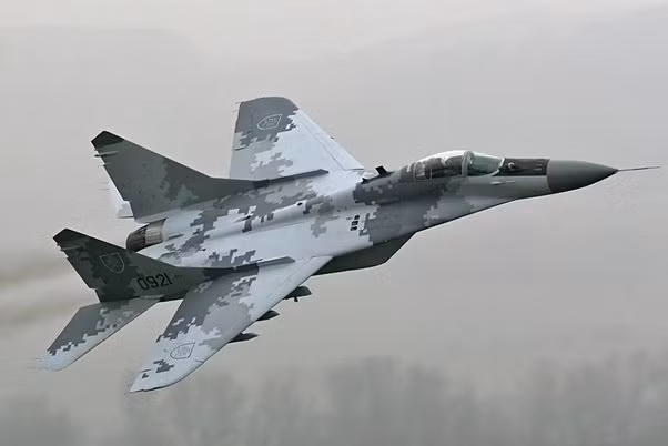 Ai cập mua 50 chiếc MiG-29M từ 2016, Algeria mua 14 chiếc MiG-29M/M2 năm 2019. Syria mua 1 số lượng khá lớn không tiết lộ số lượng MiG-29 SMT vào tháng 5/2020. Argentina cũng mua 15 chiếc MiG-29M trong năm 2020.