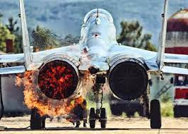 Trong vài năm gần đây, hệ thống động cơ mới của MiG 29 là RD-33MK đã có những thay đổi lớn như bao gồm lực đẩy tăng, giảm tín hiệu hồng ngoại, tiêu hao nhiên liệu thấp, tuổi thọ động cơ tăng, bảo dưỡng dễ dàng với chi phí thấp, tỉ lệ tai nạn thấp so với các dòng tiêm kích phương Tây khác so cùng với giờ bay.