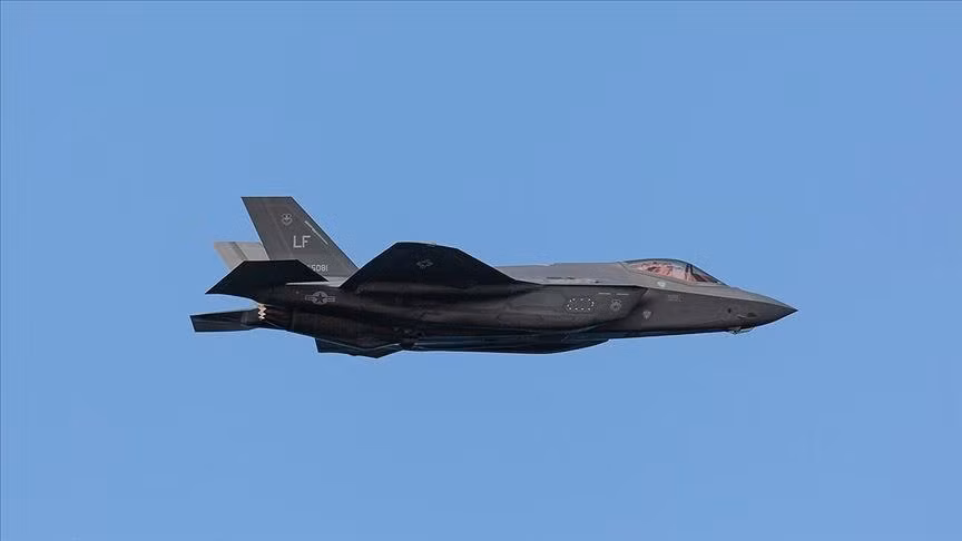 Mặc dù các máy bay chiến đấu F-35 của Hà Lan có thể không gây ra bất kỳ nguy hiểm đáng kể nào; nhưng các chuyên gia đang chú ý đến việc chuẩn bị các hành động quân sự của phương Tây ở biên giới Nga; đặc biệt trong bối cảnh cuộc khủng hoảng trong quan hệ giữa Nga và NATO.