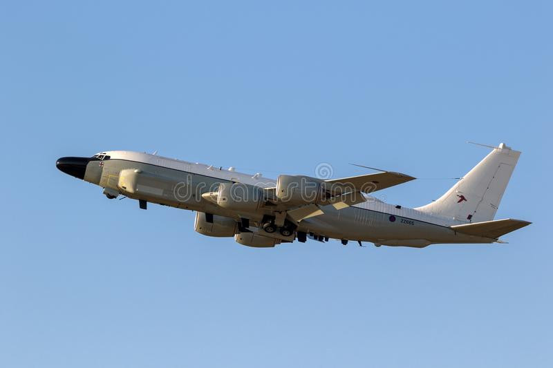 Trong thời gian qua, máy bay trinh sát của Anh cũng được phát hiện hoạt động trên lãnh thổ khu vực Donbass (thuộc khu vực do chính quyền Ukraine quản lý) và đây là những hành động có thể nhìn thấy được, sự hỗ trợ của Anh đối với các lực lượng vũ trang của Ukraine.