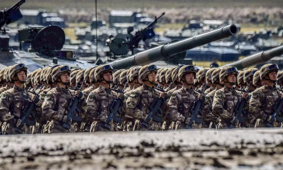 Như chuyên gia Nga Vasily Kashin nhận định, những đột phá về công nghệ vũ khí của Trung Quốc “rất bắt mắt”, nhưng thách thức thực sự nằm ở việc làm thế nào, để đưa những công nghệ này vào các kịch bản tác chiến thực tế. 