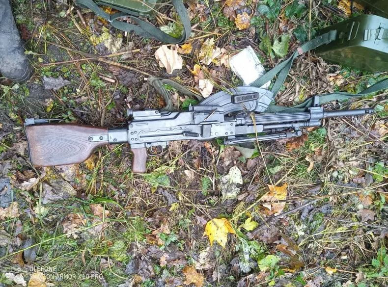 Nhưng việc coi khẩu súng máy Type 73 ở mặt trận Kursk, nơi đang diễn ra các trận đánh ác liệt giữa Quân đội Nga và Ukraine, là một bằng chứng “thuyết phục” về sự hiện diện của lính Triều Tiên trong hàng ngũ Lực lượng Vũ trang Nga liệu có đúng? Rất có thể là không.