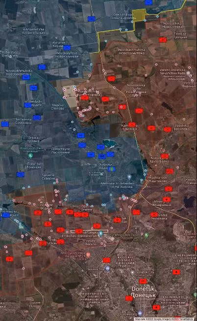 Ngoài ra, một biểu hiện khác cho thấy, quân Ukraine đánh mất lợi thế phòng thủ ở mặt trận Avdeevka là thông tin liên lạc. Gần đây, lực lượng vũ trang Ukraine phàn nàn rằng, quân đội Nga đã phá hủy các trung tâm liên lạc vệ tinh và trạm phân tích tình báo trên quy mô lớn.