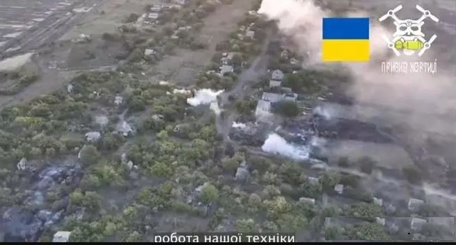 Cũng trên hướng Kupyansk, tại Sinkivka, Lữ đoàn bộ binh 30 của Quân đội Ukraine đã sử dụng máy bay không người lái để đánh bại cuộc tấn công bất ngờ của Quân đội Nga ở Sinkivka, sau đó bắt đầu tiến hành phản công.