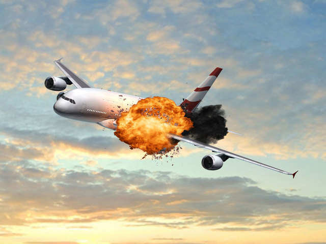 Bộ Tổng tham mưu Quân đội Ukraine cho biết trong một thông báo: “Lực lượng Phòng không của Quân đội Ukraine đã bắn rơi một chiếc máy bay vận tải IL-76 của kẻ thù đang hạ cánh ở khu vực Vasilkov. Đây là sự trả thù cho Lugansk vào năm 2014”. 