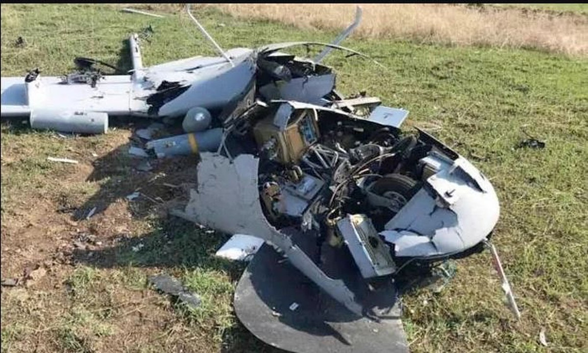 Theo nhà sản xuất Baykar, UAV có thời gian hoạt động liên tục trên không tới 27 giờ. Giám đốc điều hành công ty Baykar, ông Haluk nói với Defense News: “Không có video nào, nhưng không có nghĩa là UAV TB2 không được Ukraine sử dụng”.