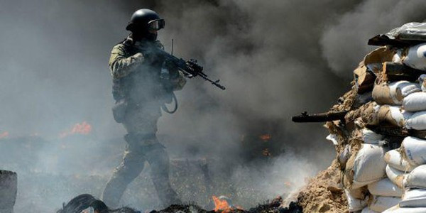 Còn theo thông tin từ Bộ Quốc phòng Nga, tiếp tục công bố các báo cáo về chiến dịch quân sự đặc biệt ở Ukraine cho biết, vòng vây quanh Nhà máy thép Azovstal đang thu hẹp, nhưng vẫn không bị phong tỏa hoàn toàn. Giao tranh trên đường phố vẫn tiếp tục ở một số quận trung tâm Mariupol.