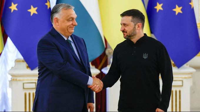 Sau khi Hungary đảm nhận chức chủ tịch luân phiên EU, Thủ tướng Viktor Orban ngay lập tức tới Ukraine, Nga và các nước khác. Ý tưởng của ông Orban rất rõ ràng, đó là lợi dụng vị thế trung lập của Hungary và tận dụng cơ hội giữ chức chủ tịch luân phiên EU, để thúc đẩy hòa bình giữa Nga và Ukraine.