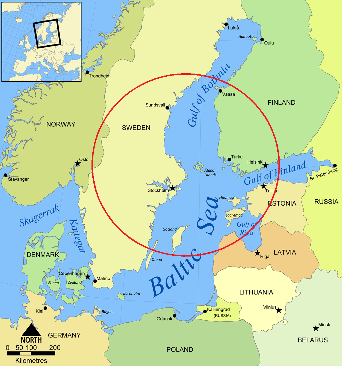 Nhưng ở vùng biển Baltic rất đông đúc, thậm chí 320 km là cự ly bắn tương đối xa; điều này đặc biệt phù hợp với Estonia, khi tên lửa Blue Spear phóng từ Estonia có thể bao phủ toàn bộ Vịnh Phần Lan, vốn là một nhánh của Biển Baltic, nối liền cảng St.Petersburg và cả Kaliningrad của Nga.