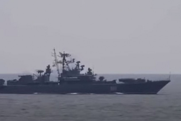 Trong bối cảnh quan hệ Nga – Ukraine diễn biến theo chiều hướng xấu, thì việc gần đây với sự xuất hiện của tàu chiến mang tên Donbass của Hải quân Ukraine, ở lối vào eo biển Kerch, đã khiến Nga phải gửi lời cảnh báo gay gắt tới Kiev, dừng các hành động khiêu khích tiếp theo gần biên giới Nga.