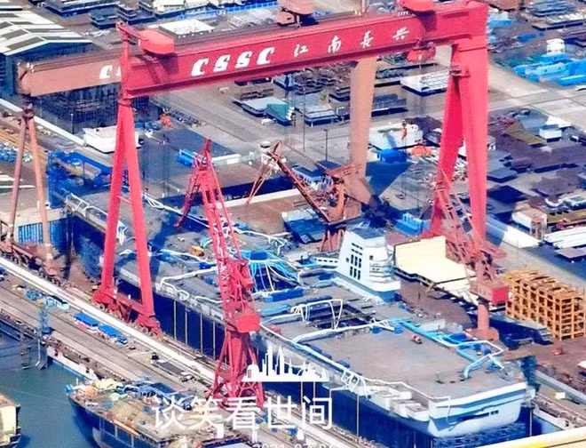 Khi tàu sân bay Type 003 đi vào hoạt động, sẽ mở rộng phạm vi bảo vệ phòng không ngoài phạm vi của các hệ thống tên lửa bờ biển và trên tàu; đồng thời sẽ cho phép các nhóm đặc nhiệm của PLAN hoạt động ở tầm xa hơn.