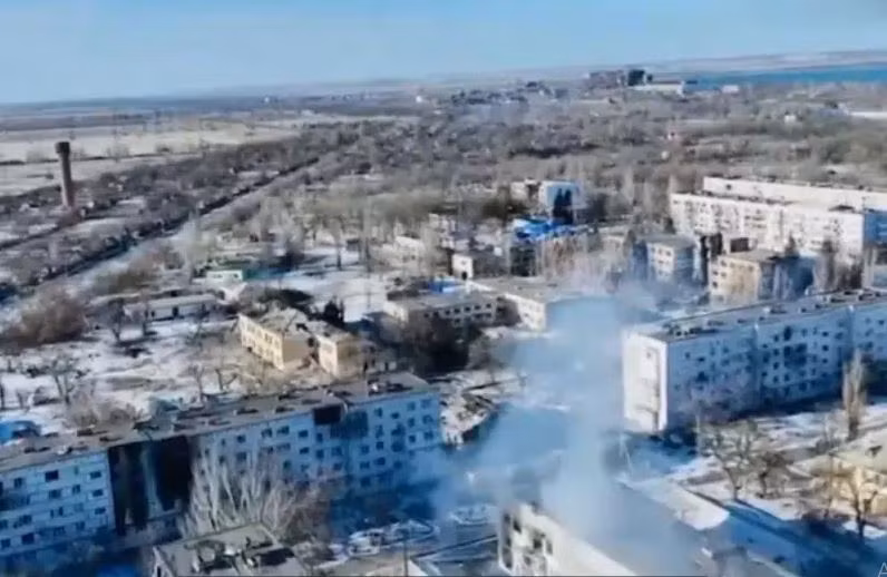 Thông tin quân Ukraine bị đánh bại ở Kurakhove đã được xác nhận. Đặc biệt, có thông tin cho rằng RFAF không chỉ kiểm soát toàn bộ khu dân cư của thành phố, mà còn thọc sâu tấn công các khu vực phía tây của thành phố.