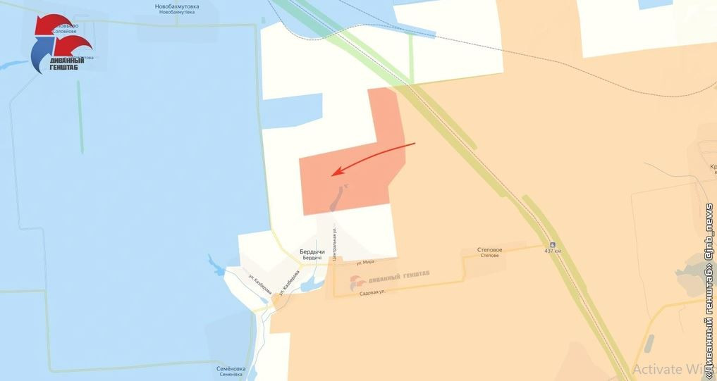 Còn ở phía tây Avdiivka, trong ngày 25/3, các đơn vị Nga tiếp tục tấn công và đã đạt được một số thành công quan trọng về mặt chiến thuật ở phía bắc làng Berdychi. Họ đã tiến hơn 1 km giữa đường sắt và ngôi làng này.