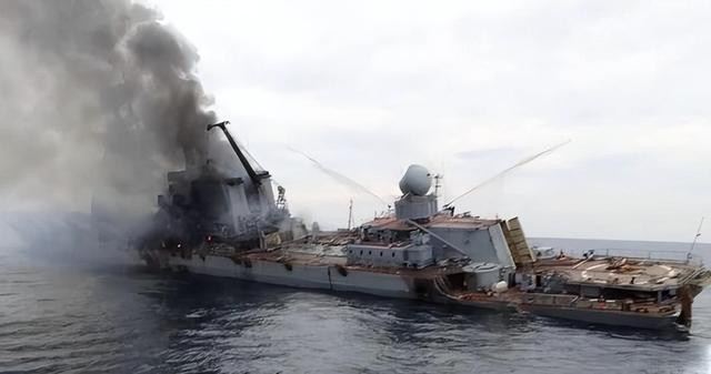 Chính vì vậy, họ đang cố gắng tránh đưa binh lính của mình vào tình huống nguy hiểm. Vì lý do này, Quân đội Nga đã chủ động bỏ tàu tuần dương Moscow bị thương và nhanh chóng rút lui khỏi các vùng đất chiến lược như Kupyansk, Izyum, Lyman và Kherson. 