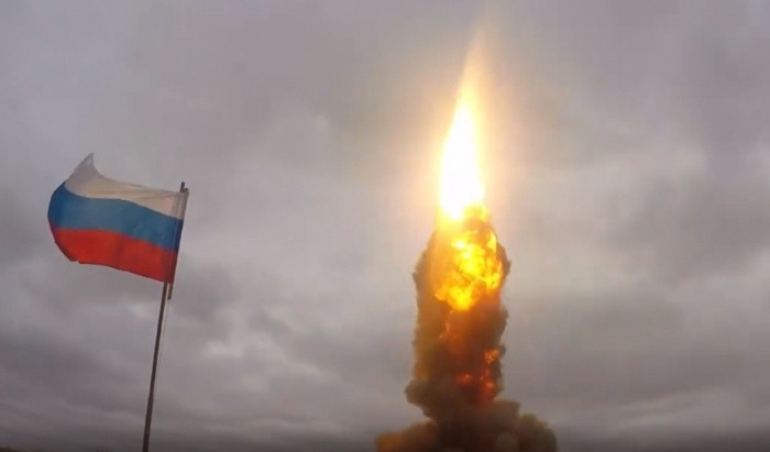 Theo thông tin, tên lửa A-235 Nudol được phóng từ Sân bay vũ trụ Plesetsk, đây là vệ tinh đầu tiên mà nó phá hủy. Theo Hiệp ước không gian ngoài vũ trụ mà Nga đã phê chuẩn, cấm một số loại hoạt động quân sự trong không gian, trong đó có tên lửa chống vệ tinh, sử dụng đầu đạn thông thường.