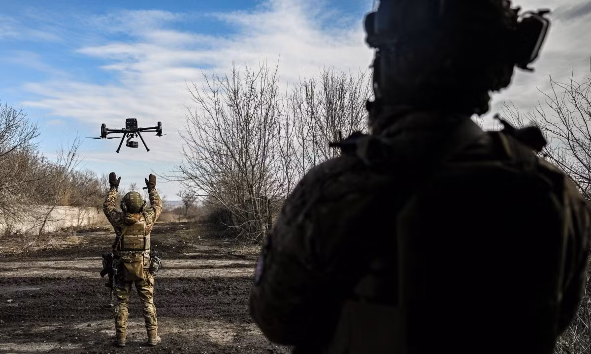 Để ngăn chặn UAV của quân đội Ukraine, là việc làm khó khăn đối với Nga. Dù UAV có kích thước nhỏ, nhưng nó lại có tác dụng không ngờ trong thực chiến. Việc ngăn chặn mục tiêu nhỏ, bay chậm là bài toán khó đối với lực lượng phòng không của tất cả các nước trên thế giới và Nga cũng không ngoại lệ. 