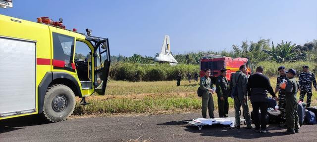 Do việc xây dựng tại nhiều khu vực xung quanh sân bay đang diễn ra, nên nhiều phương tiện cứu hộ buộc phải đi đường vòng hoặc mắc kẹt tại các địa điểm xa. Sau vụ tai nạn, hoạt động tại sân bay tạm thời bị đình chỉ.