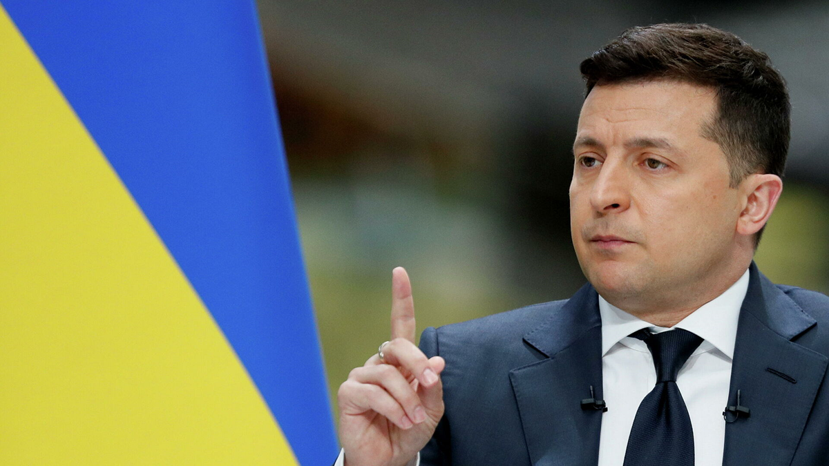 Theo chính phủ Ukraine, chỉ có Tổng thống Ukraine Zelensky, Bộ trưởng Quốc phòng Ukraine Reznikov, Tổng tư lệnh Lực lượng Vũ trang Ukraine Zarouzhny và Giám đốc Tổng cục tình báo Ukraine Budanov là được thông tin về cuộc phản công của Ukraine. Ustinova rõ ràng đã vi phạm các quy định liên quan.