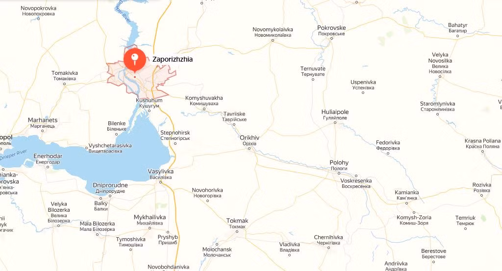 Hiện nay, thành phố Zaporozhye là trung tâm công nghiệp và hậu cần quan trọng ở Ukraine, cách tiền tuyến khoảng 50 km. Đây cũng là “pháo đài” cuối cùng do Kiev kiểm soát ở đông nam Ukraine. "Các hoạt động của Quân đội Nga đang gia tăng. Họ tiến hành tới 7 cuộc không kích bằng bom dẫn đường và 5 cuộc tấn công bằng tên lửa không điều khiển mỗi ngày", Voloshin nói.