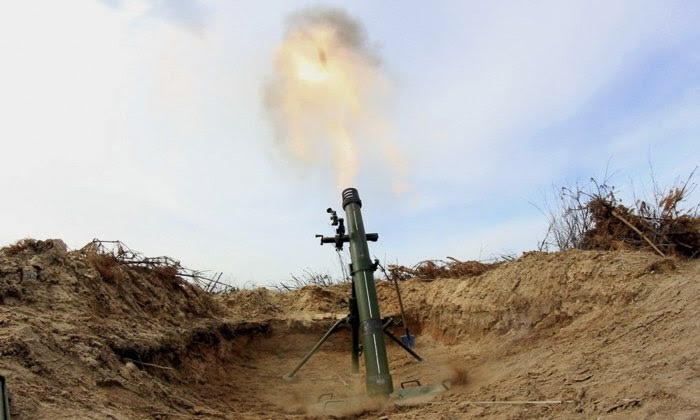 Cách đây vài giờ, lực lượng dân quân ly khai cộng hòa nhân dân Donetsk (DPR) tự xưng, đã tiến hành một cuộc tấn công quy mô lớn vào các vị trí của Quân đội Ukraine trong khu vực làng Staromaryevka, bằng hỏa lực súng cối 120 ly. 