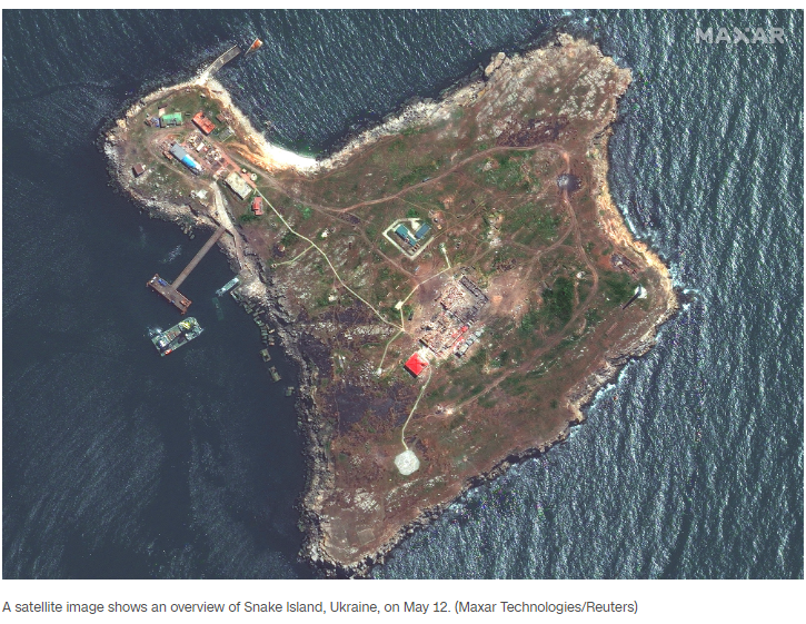 Sự thật về việc Quân đội Nga rút khỏi Đảo Rắn của Ukraine Su that ve viec Quan doi Nga rut khoi Dao Ran cua Ukraine