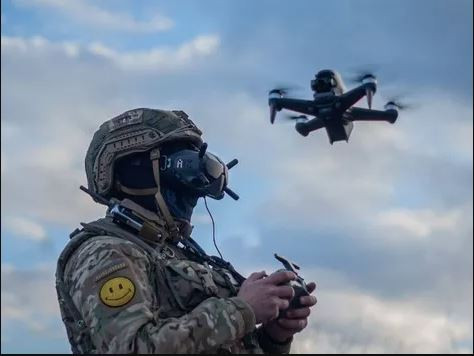 Sau khi UAV trinh sát của Ukraine, phát hiện ra những thay đổi về việc di chuyển lực lượng và vũ khí, trang bị của Quân đội Nga, thì dữ liệu của tất cả các thiết bị đầu cuối máy tính bảng cài đặt Kropiva của Ukraine, sẽ được cập nhật thông tin theo thời gian thực. 