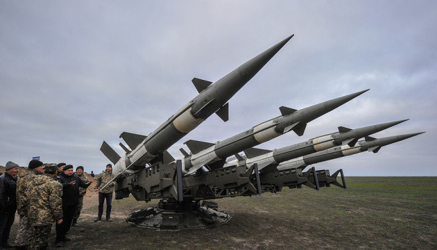 Trong bối cảnh căng thẳng giữa Ukraine và Nga lên cao, cùng với những tuyên bố của phương Tây về ý định xâm lược nước láng giềng của Nga, một Đoàn công tác từ Bộ Quốc phòng Mỹ, đã hoàn thành nhiệm vụ đánh giá yêu cầu phòng không của Ukraine.